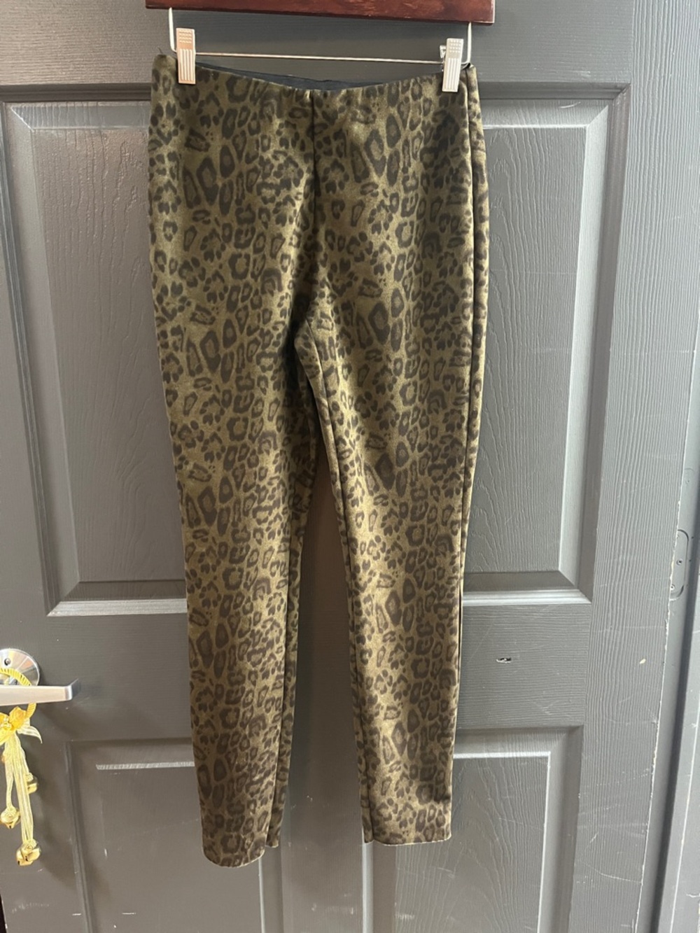 Philosophy Olive Green Leopard Print Leggings